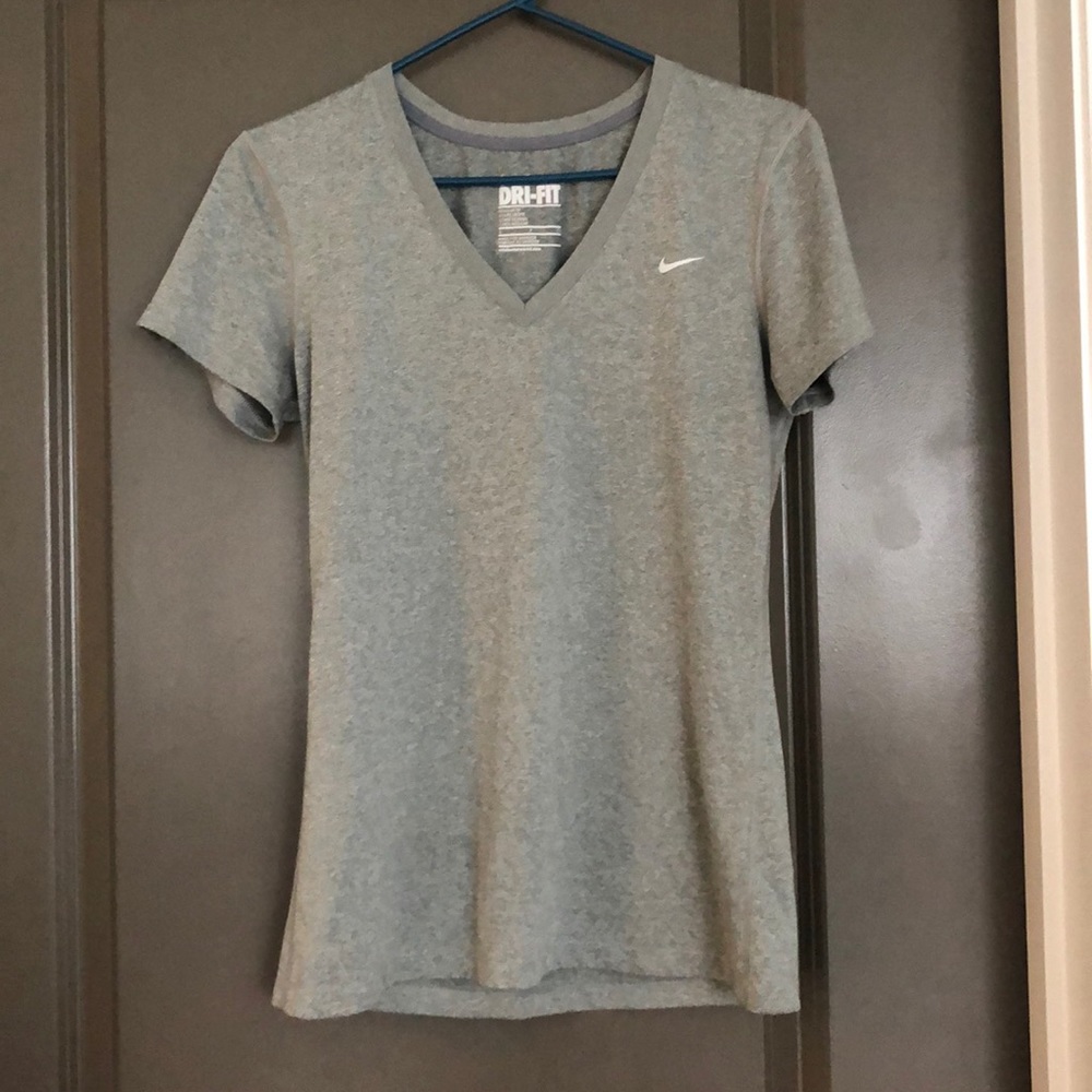 Small Nike dri fit v neck grey